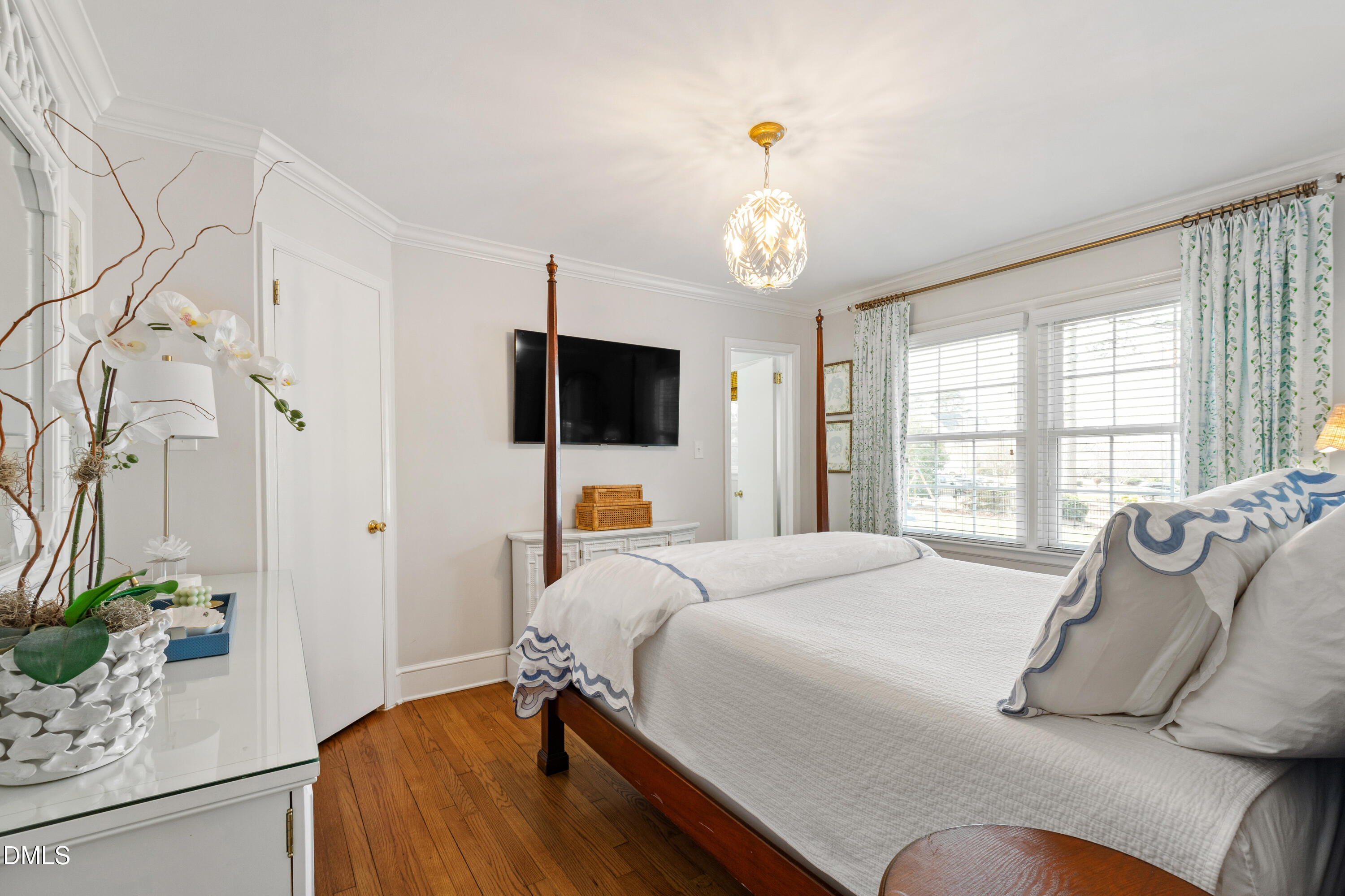 2139 Ridge Road Raleigh, NC 27607 - Photo 37 of 61