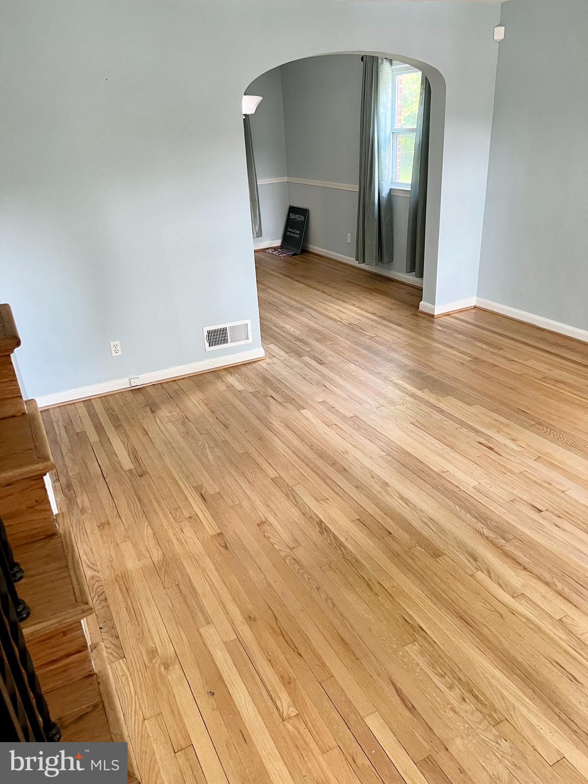 11930 Andrew Court Silver Spring, MD 20902 - Photo 5 of 31