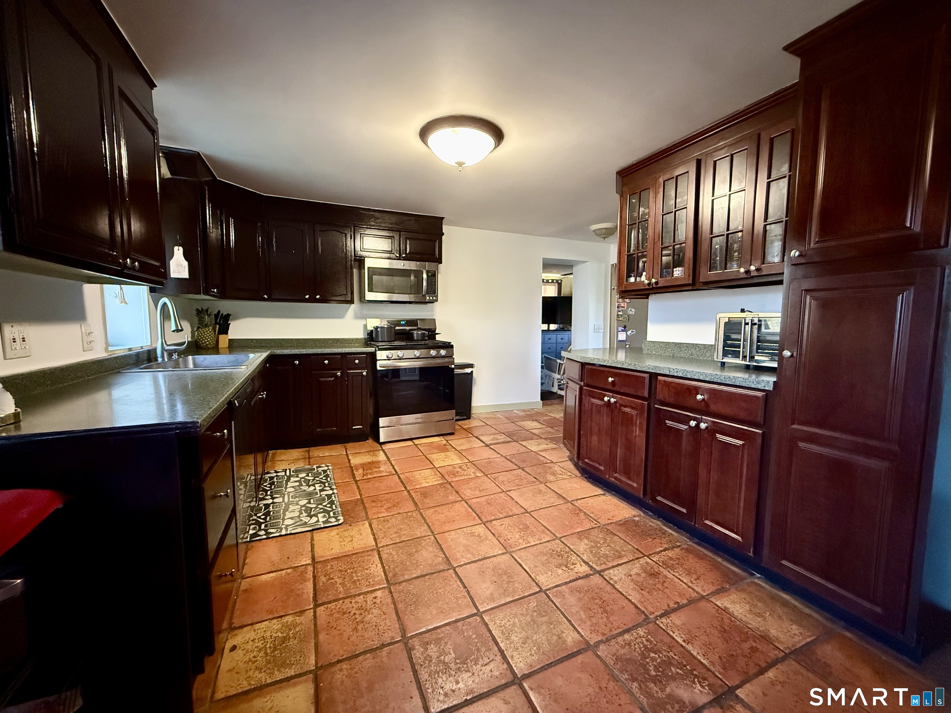 61 Crane Road Ellington, CT 06029 - Photo 10 of 26