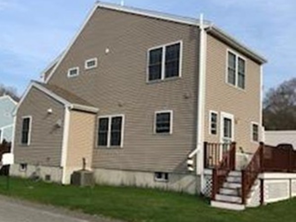 28 Carleton Street, Unit 28 Wareham, MA 02558 - Photo 2 of 19 Gallery Image 2