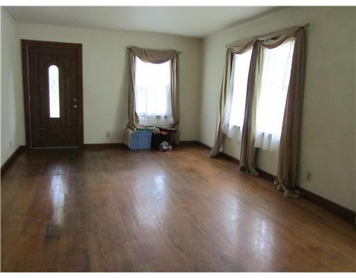 380 Fullingmill Road Mercer, PA 16137 - Photo 10 of 18 Living Room.