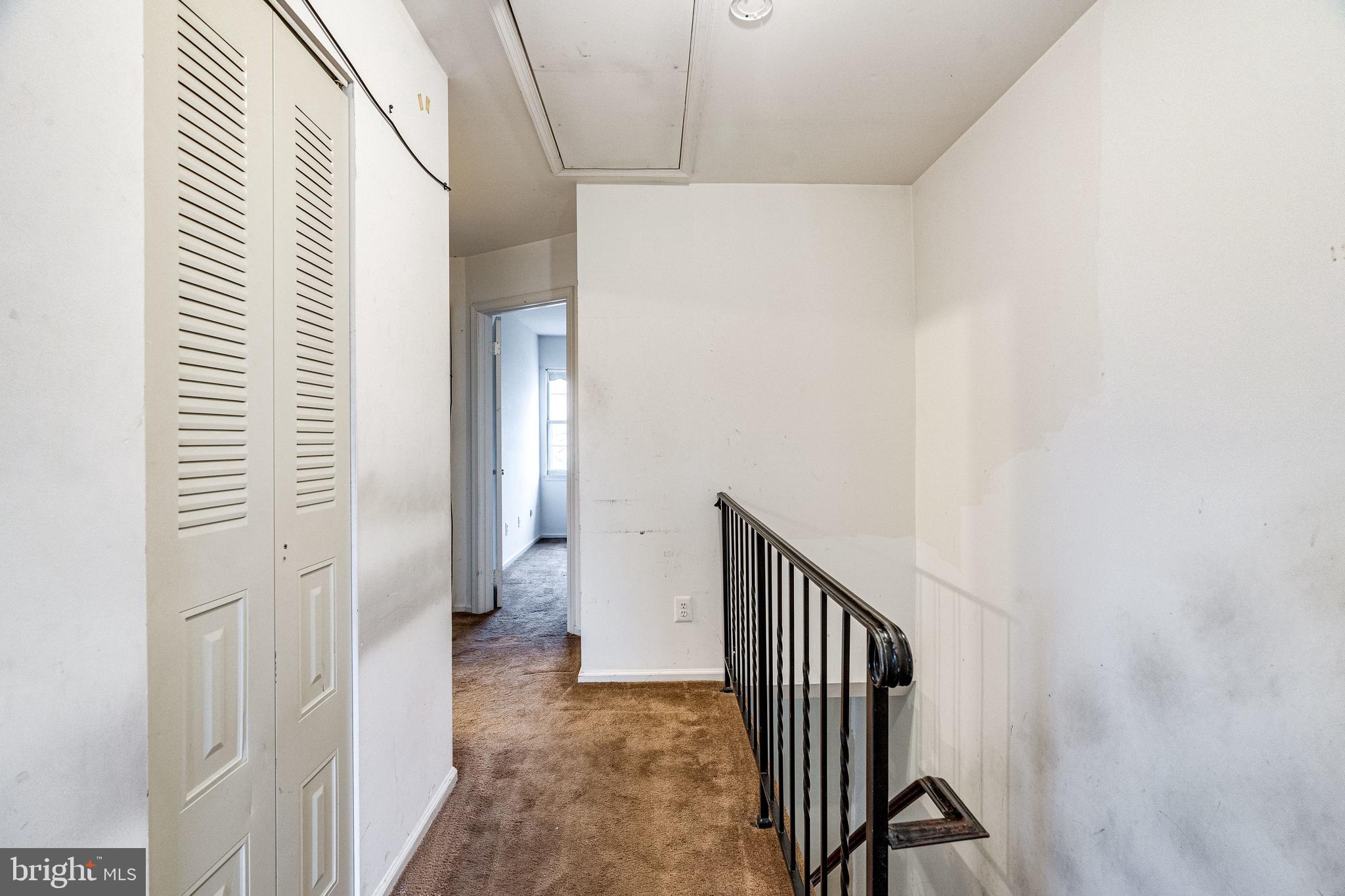 4048 Spring Run Court Chantilly, VA 20151 - Photo 14 of 41