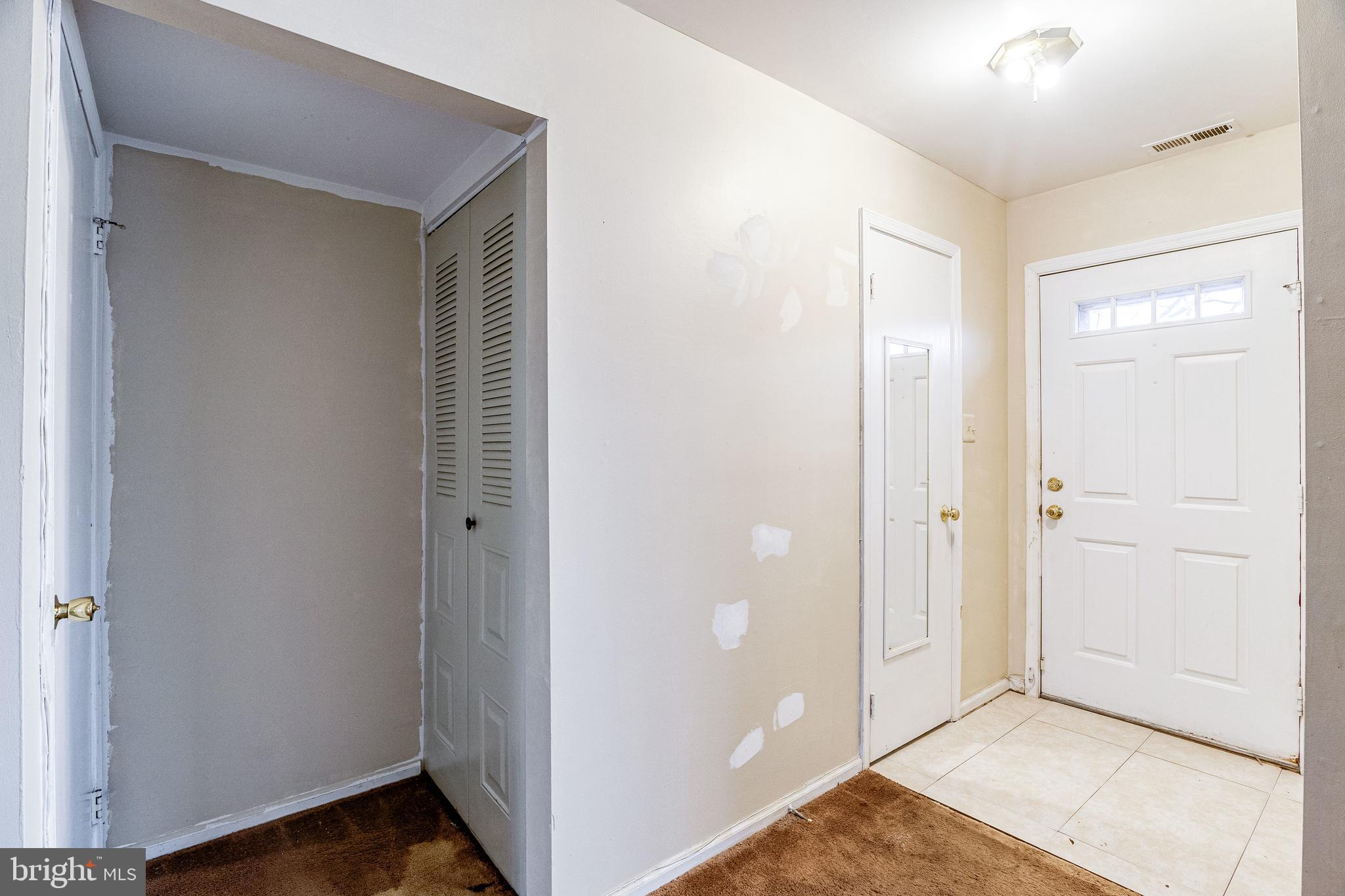 4048 Spring Run Court Chantilly, VA 20151 - Photo 20 of 41