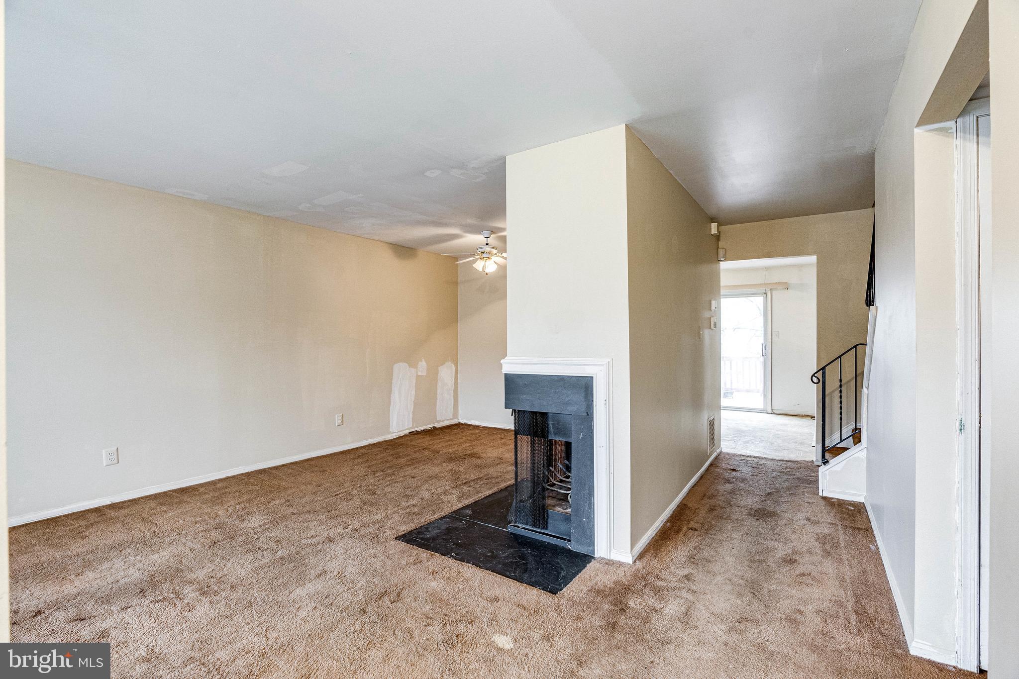 4048 Spring Run Court Chantilly, VA 20151 - Photo 21 of 41