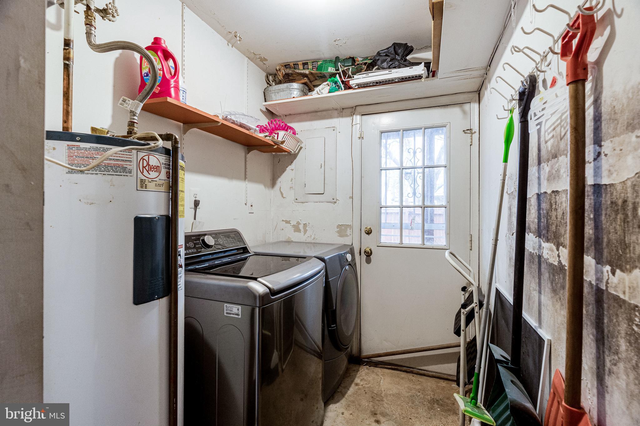 4048 Spring Run Court Chantilly, VA 20151 - Photo 31 of 41