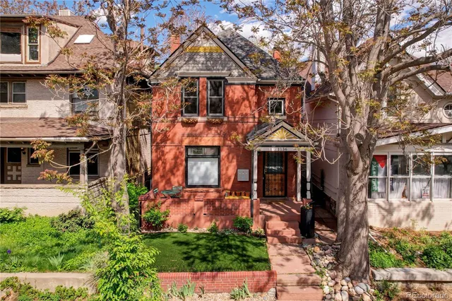 $2,100 | 1136 North Washington Street, Denver, CO 80203
