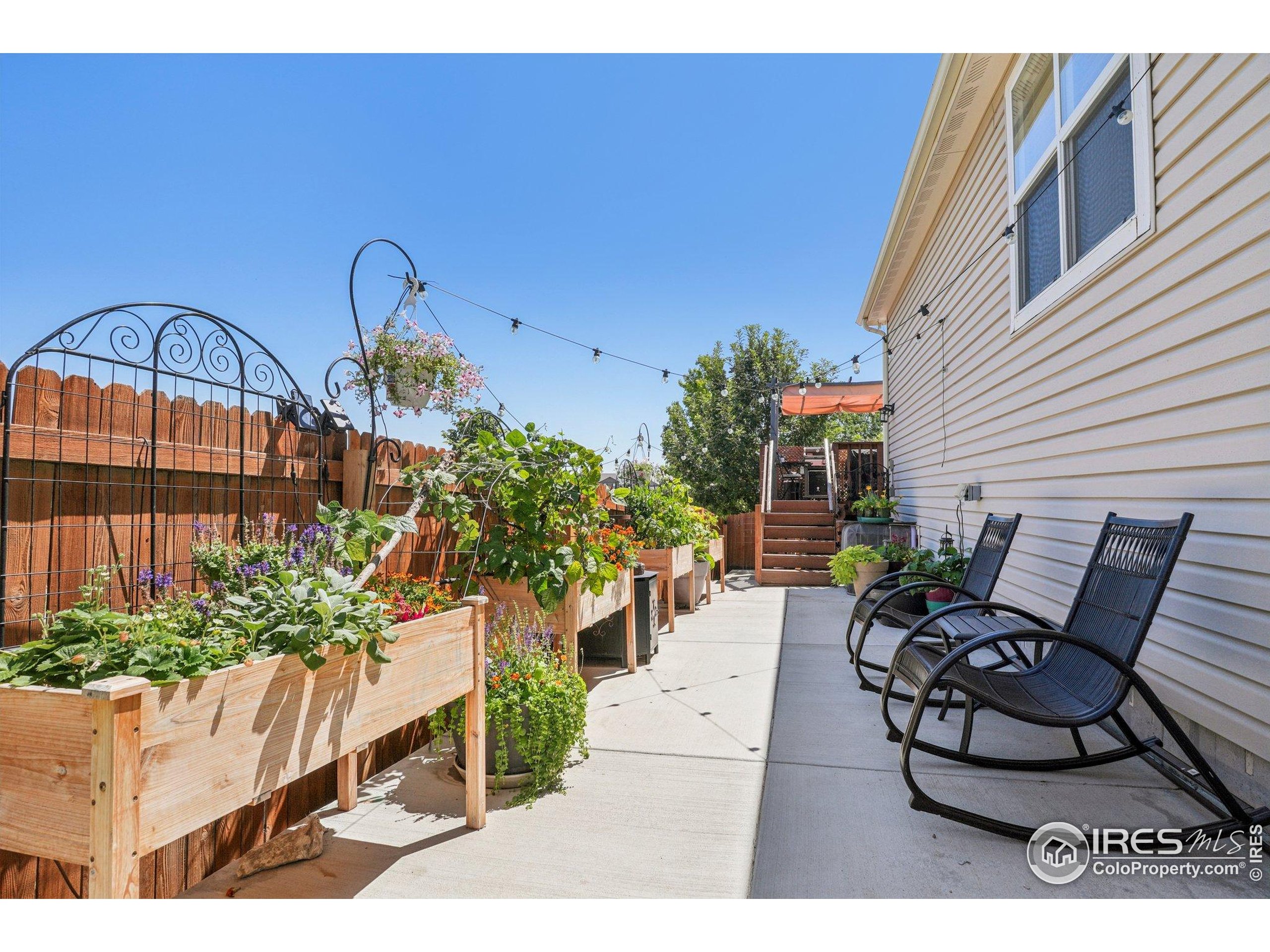 256 Homestead Way Brighton, CO 80601 - Photo 33 of 42