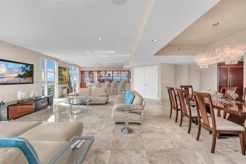 $4,750,000 | 101 South Fort Lauderdale Beach Boulevard, Unit 2601, Fort Lauderdale, FL 33316