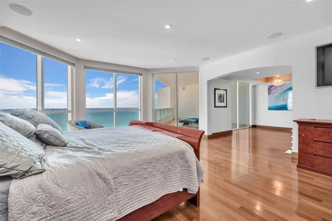 $4,750,000 | 101 South Fort Lauderdale Beach Boulevard, Unit 2601, Fort Lauderdale, FL 33316