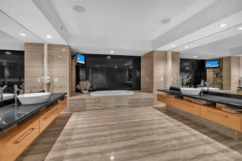 $4,750,000 | 101 South Fort Lauderdale Beach Boulevard, Unit 2601, Fort Lauderdale, FL 33316