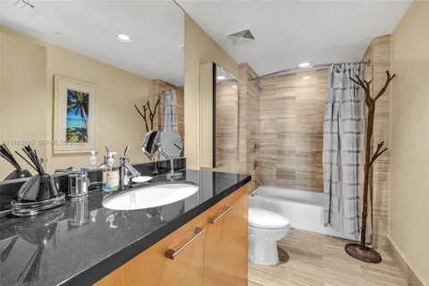 $4,750,000 | 101 South Fort Lauderdale Beach Boulevard, Unit 2601, Fort Lauderdale, FL 33316