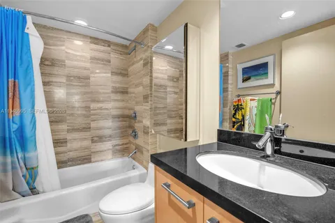 $4,750,000 | 101 South Fort Lauderdale Beach Boulevard, Unit 2601, Fort Lauderdale, FL 33316