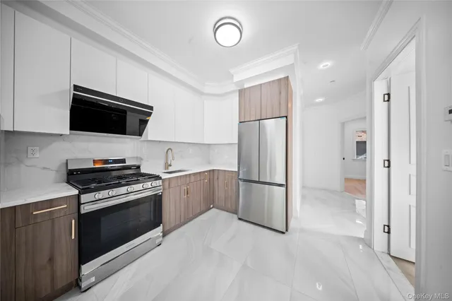 $1,958,000 | 71-39 166th Street | Hillcrest