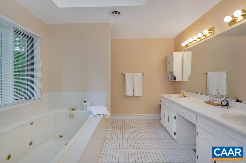 2305 Mill Ridge Road Charlottesville, VA 22901 - Photo 17 of 19 Gallery Image 17