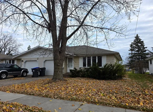 $289,900 | 1254 Meadow Lane, Neenah, WI 54956