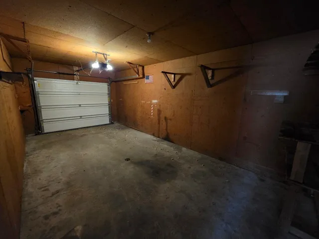 $289,900 | 1254 Meadow Lane, Neenah, WI 54956