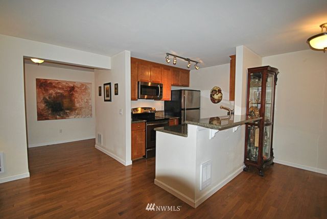 $177,000 | 514 142nd Avenue Southeast, Unit 100, Bellevue, WA 98007