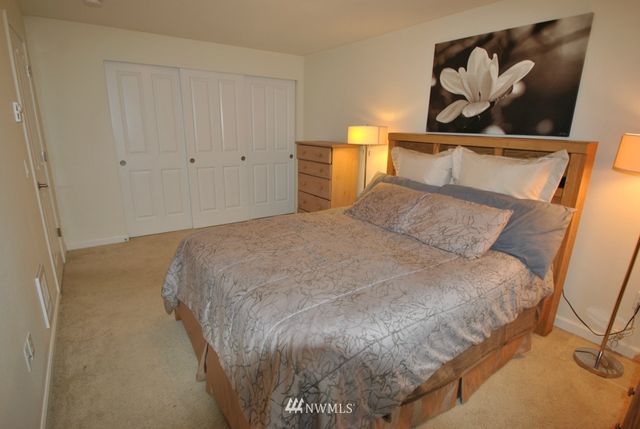 $177,000 | 514 142nd Avenue Southeast, Unit 100, Bellevue, WA 98007