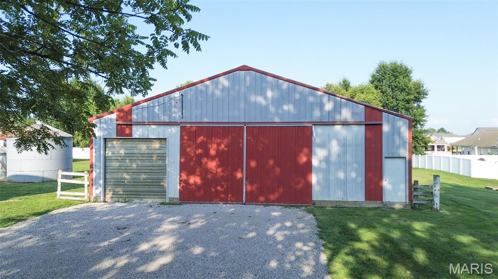 1458 Troy O'Fallon Road Troy, IL 62294 - Photo 3 of 27 Gallery Image 3