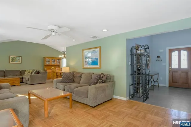 $878,000 | 67 Emwood Drive, Emerson, NJ 07630