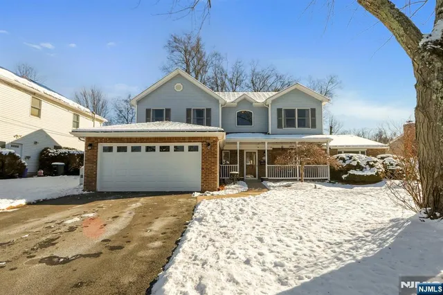 $878,000 | 67 Emwood Drive, Emerson, NJ 07630