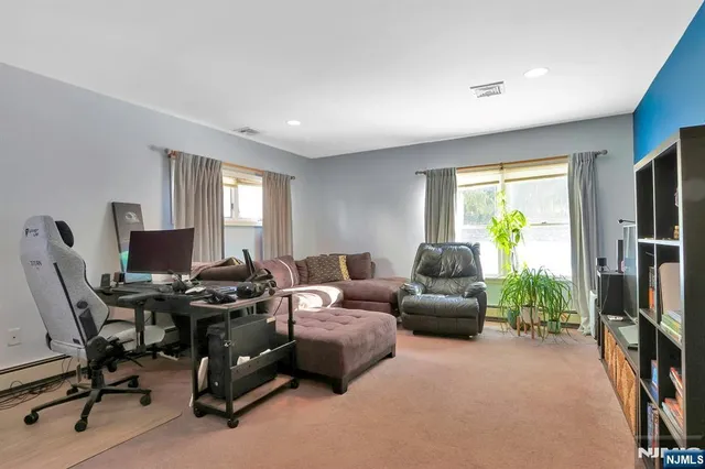 $878,000 | 67 Emwood Drive, Emerson, NJ 07630