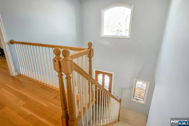 $878,000 | 67 Emwood Drive, Emerson, NJ 07630