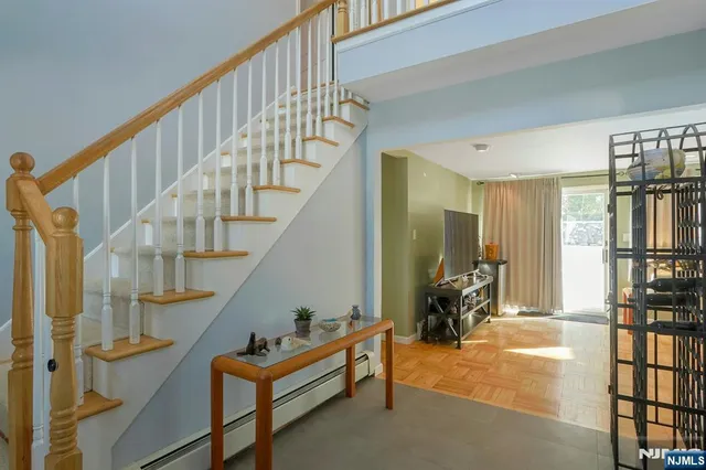 $878,000 | 67 Emwood Drive, Emerson, NJ 07630