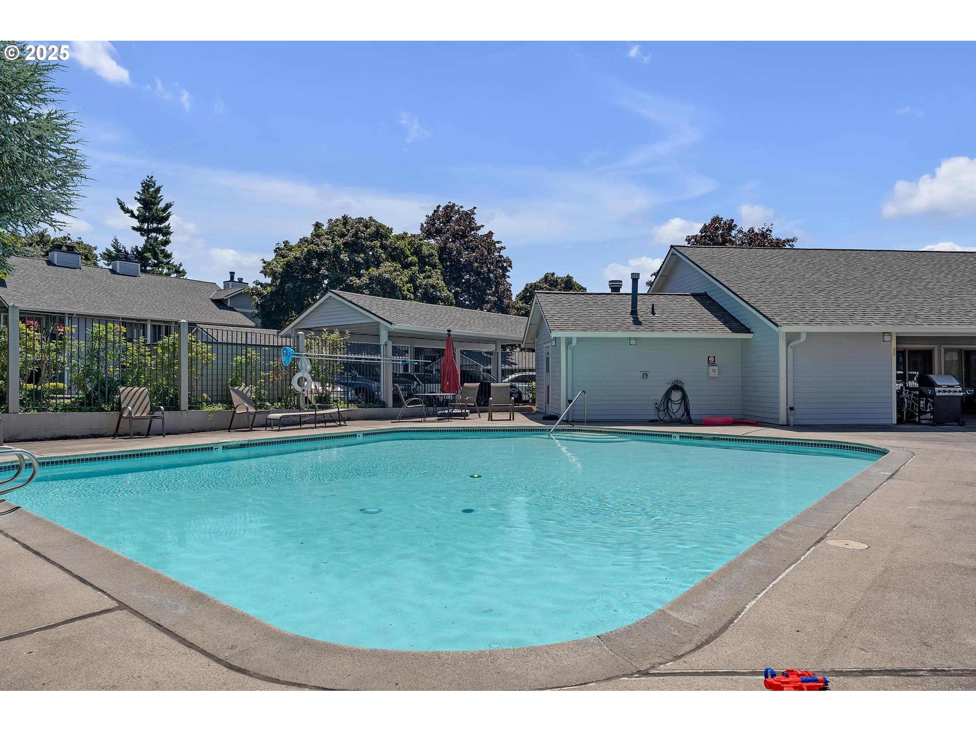 86 Kingsgate Road, Unit A202 Lake Oswego, OR 97035 - Photo 29 of 43 Gallery Image 29