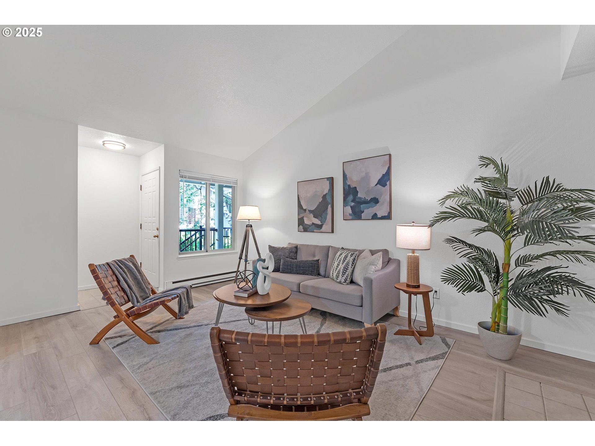 86 Kingsgate Road, Unit A202 Lake Oswego, OR 97035 - Photo 8 of 43 Gallery Image 8