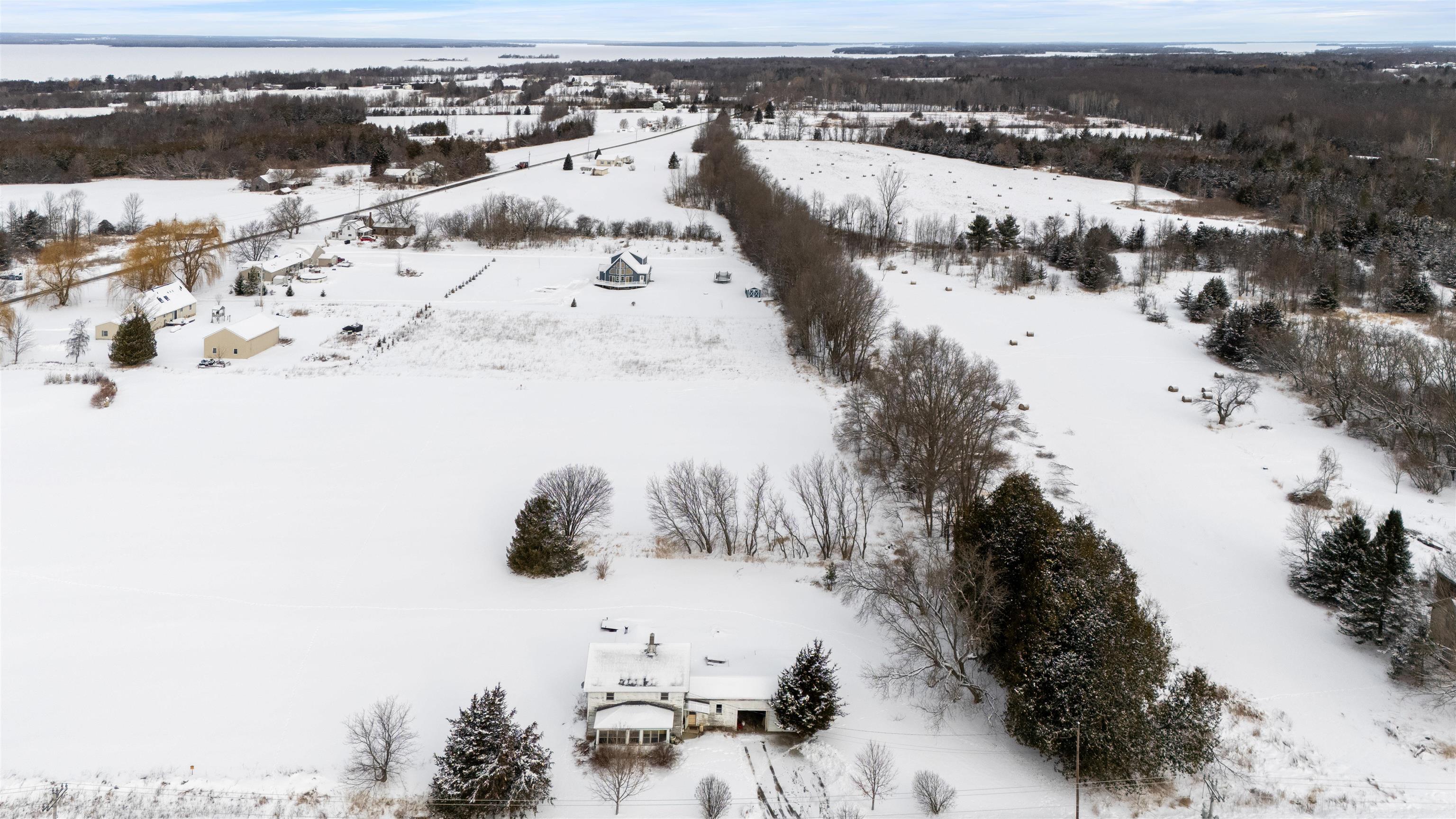 82 Allen Road Grand Isle, VT 05458 - Photo 2 of 36
