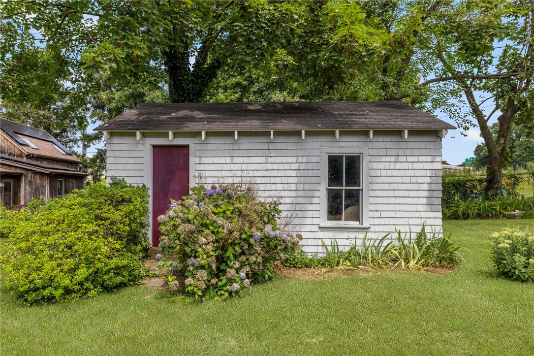 21 Quaker Road Tiverton, RI 02878 - Photo 42 of 50 Gallery Image 42