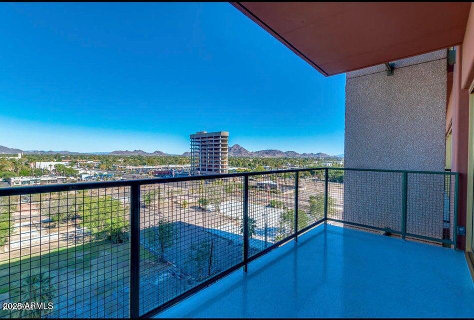 4750 North Central Avenue, Unit L8 Phoenix, AZ 85012 - Photo 18 of 55 a view of ocean from a balcony