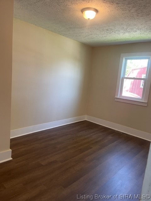 508 East Hackberry Street Salem, IN 47167 - Photo 10 of 24