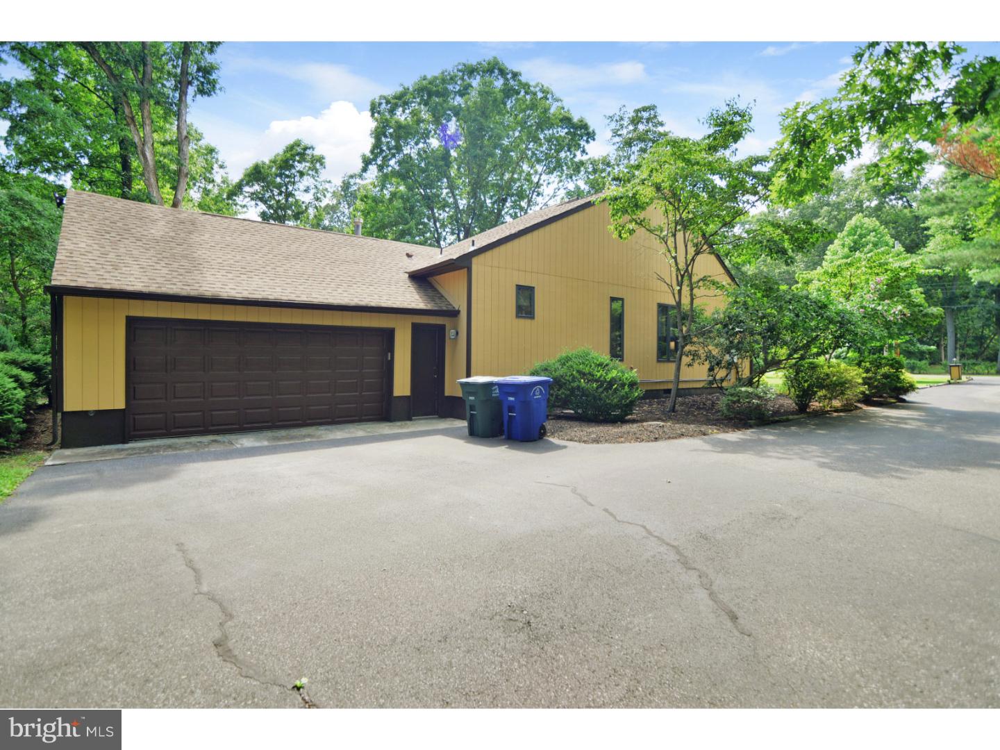 628 Little Mill Road Monroeville, NJ 08343 - Photo 19 of 25 Garage