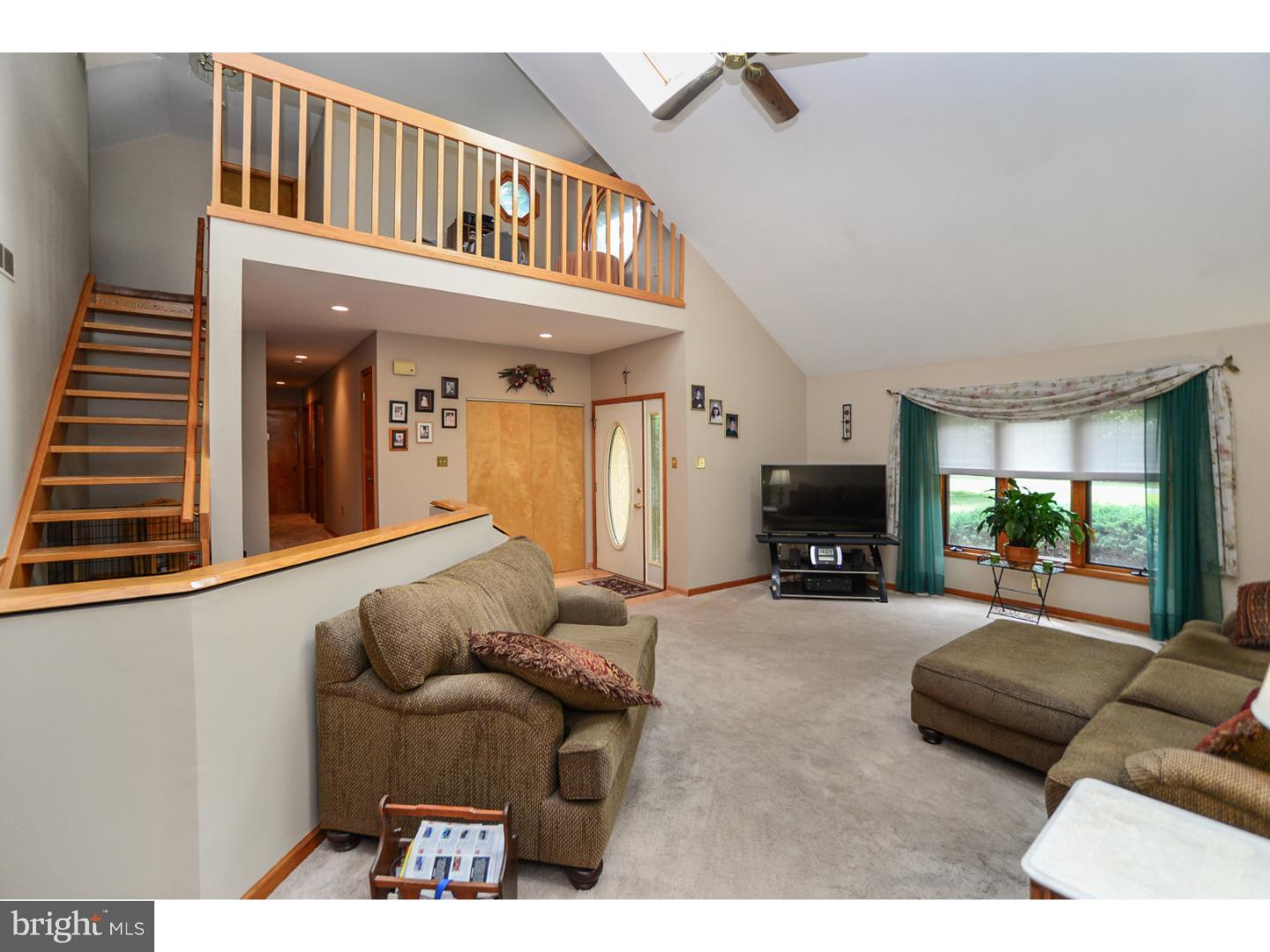 628 Little Mill Road Monroeville, NJ 08343 - Photo 4 of 25 Living Room