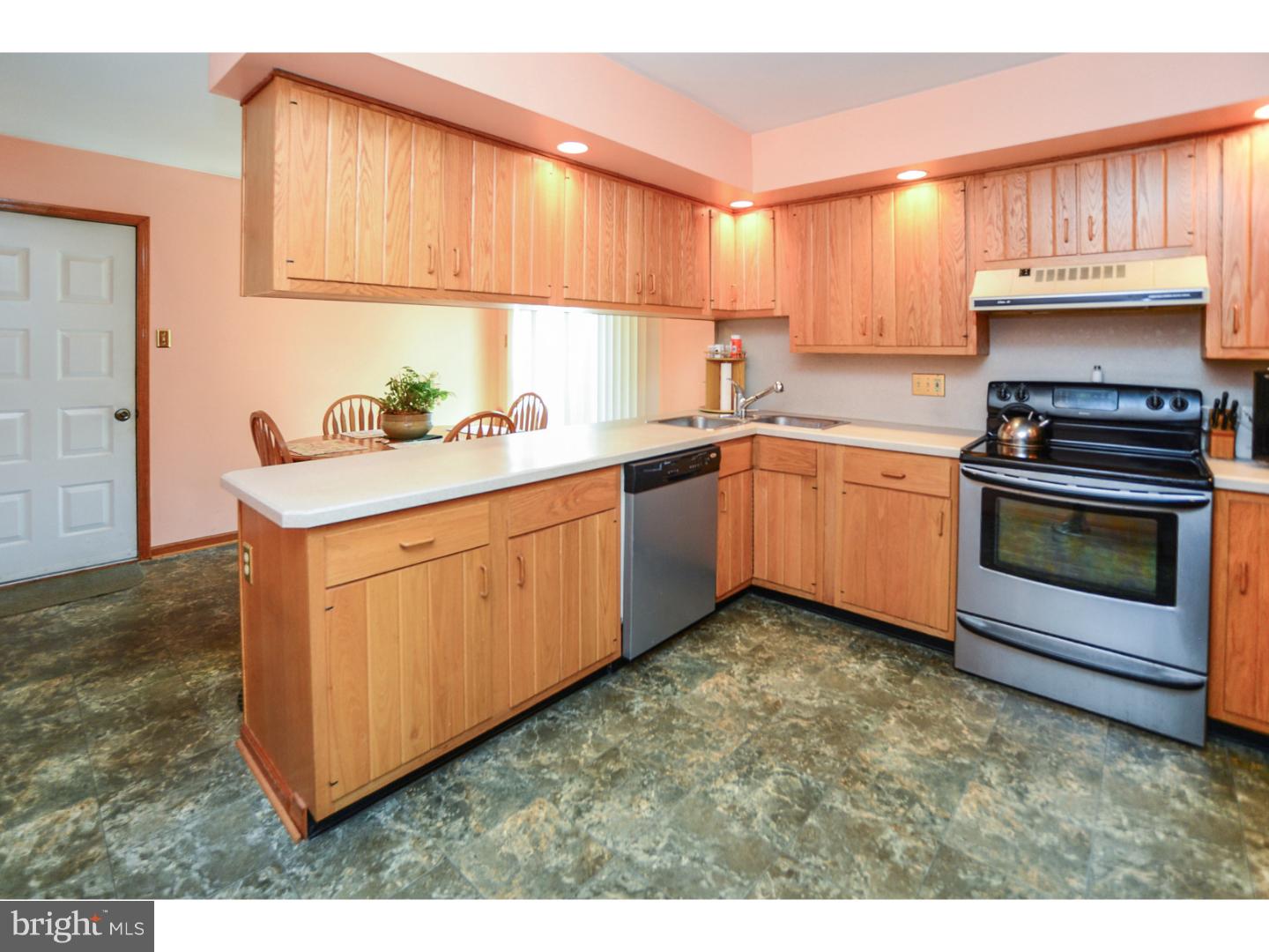 628 Little Mill Road Monroeville, NJ 08343 - Photo 7 of 25 Kitchen
