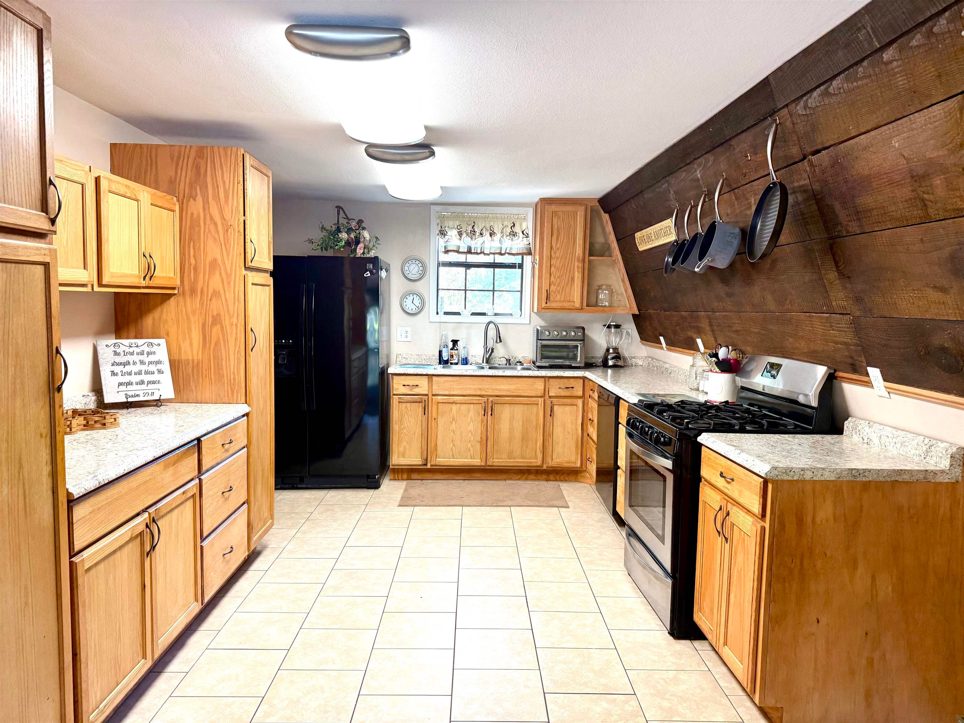 519 Dorough Island Road Karnack, TX 75661 - Photo 7 of 44 Gallery Image 7