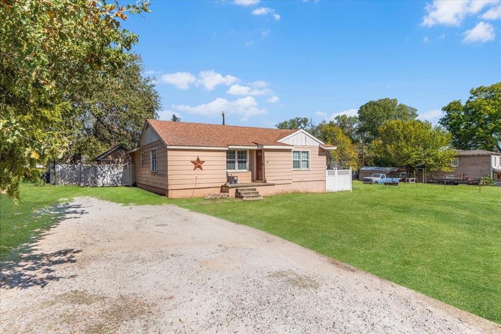 7184 Rucker Street Azle, TX 76020 - Photo 1 of 1 Gallery Image 1
