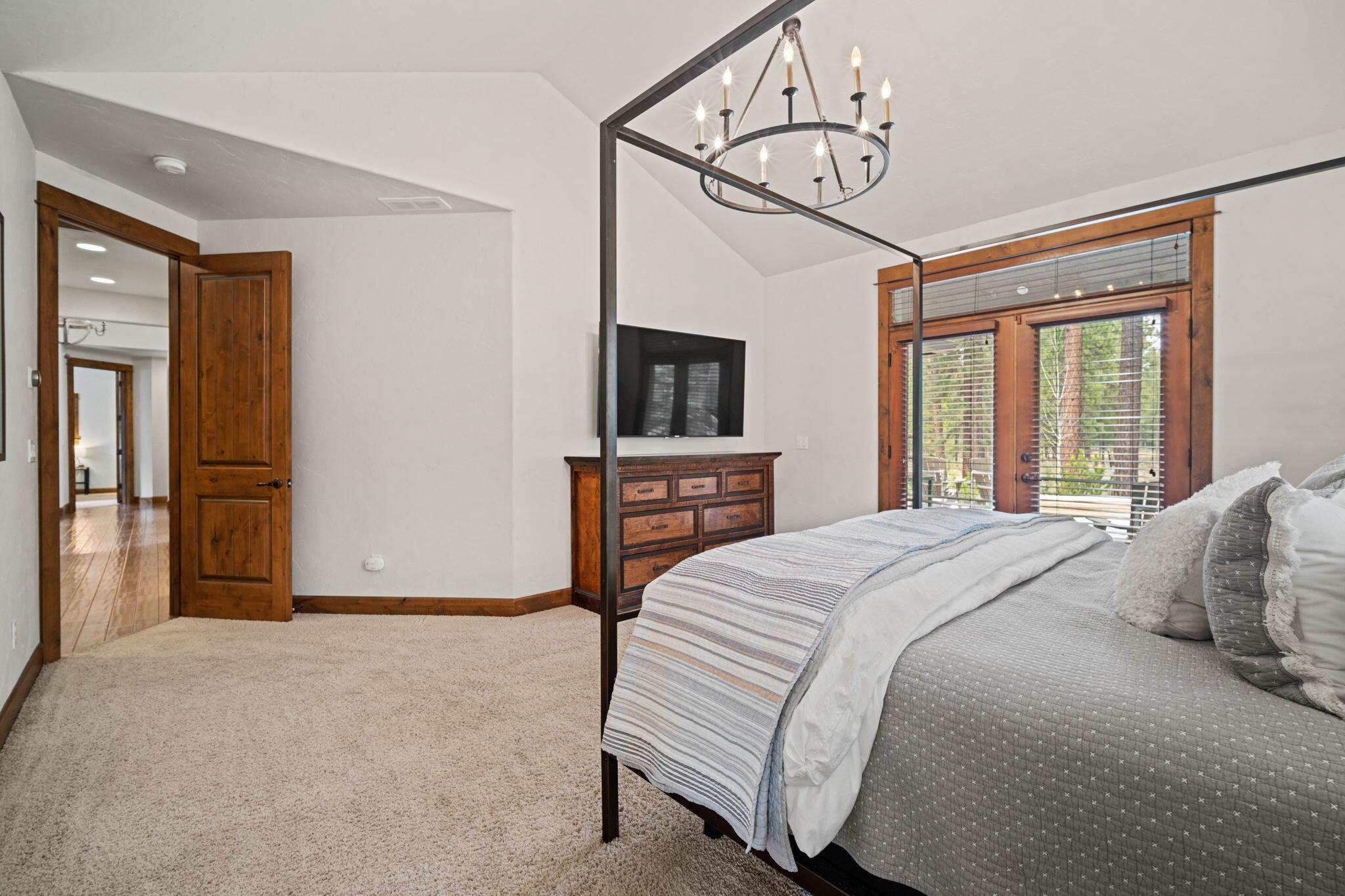 56236 Sable Rock Loop Bend, OR 97707 - Photo 21 of 38 29-web-or-mls-56236 Sable Rock Loop-29