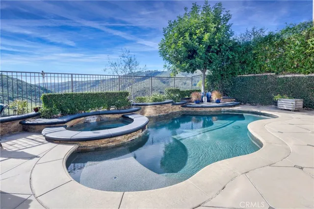 $2,700,000 | 20 Vermilion Cliffs, Aliso Viejo, CA 92656