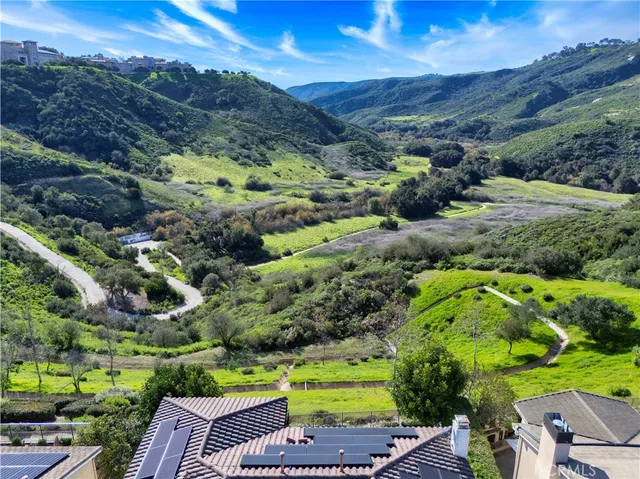 $2,700,000 | 20 Vermilion Cliffs, Aliso Viejo, CA 92656