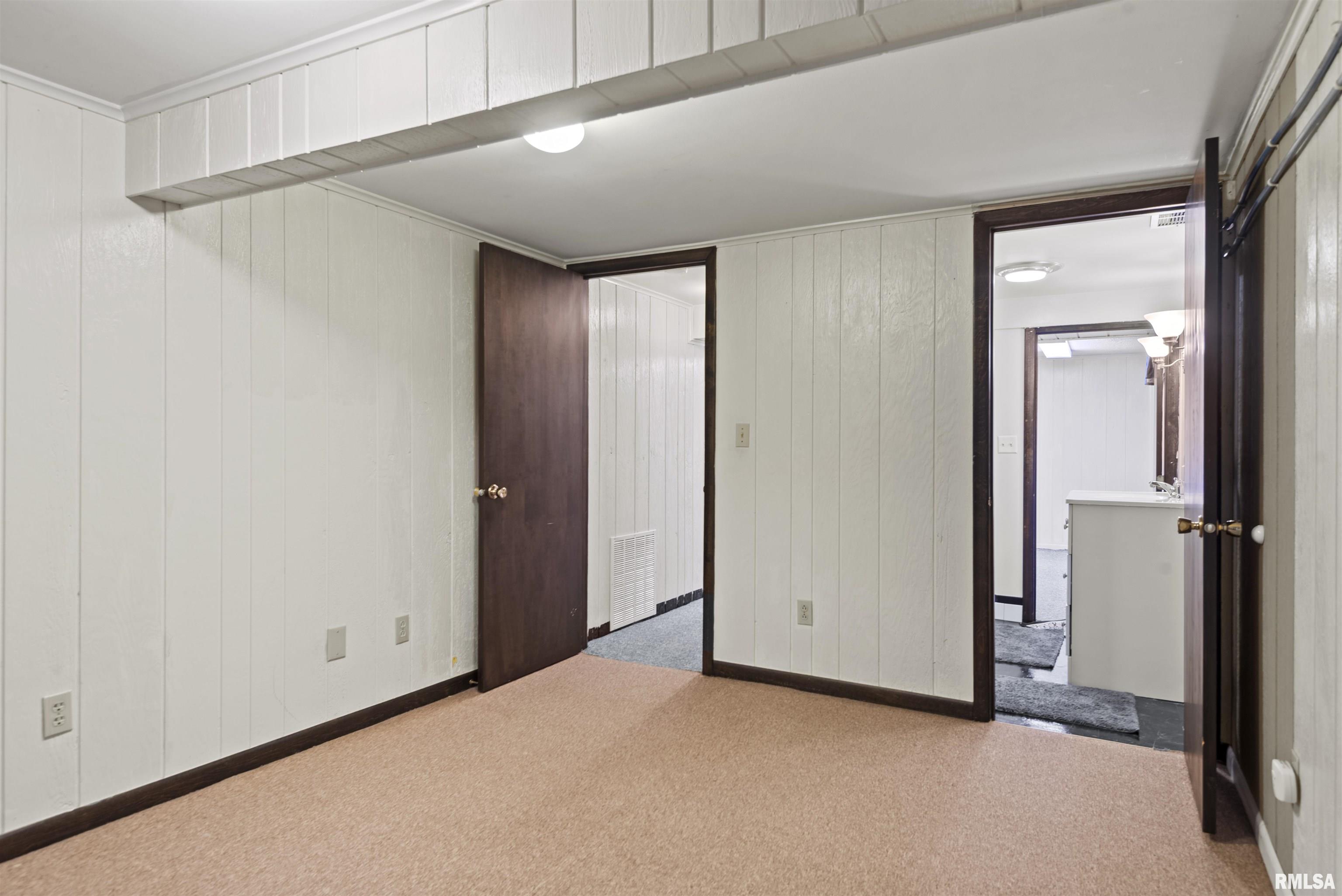 2501 Sherborn Road Springfield, IL 62702 - Photo 38 of 44