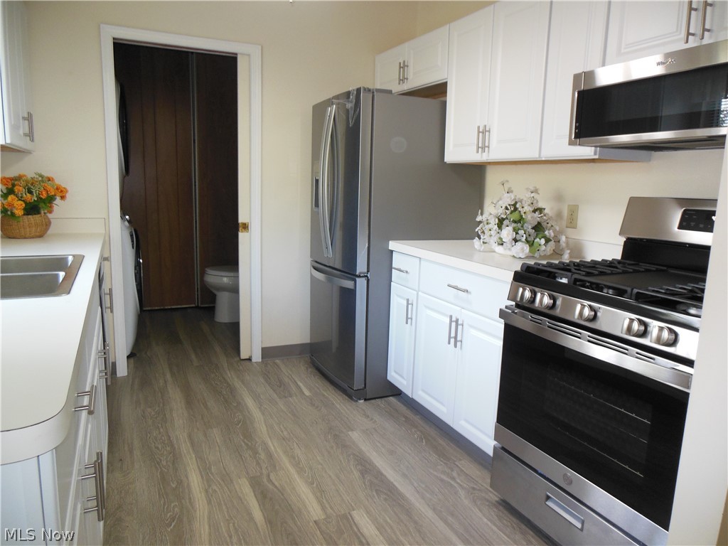2361 Haines Road Madison, OH 44057 - Photo 7 of 21 Kitchen comes with all appliances