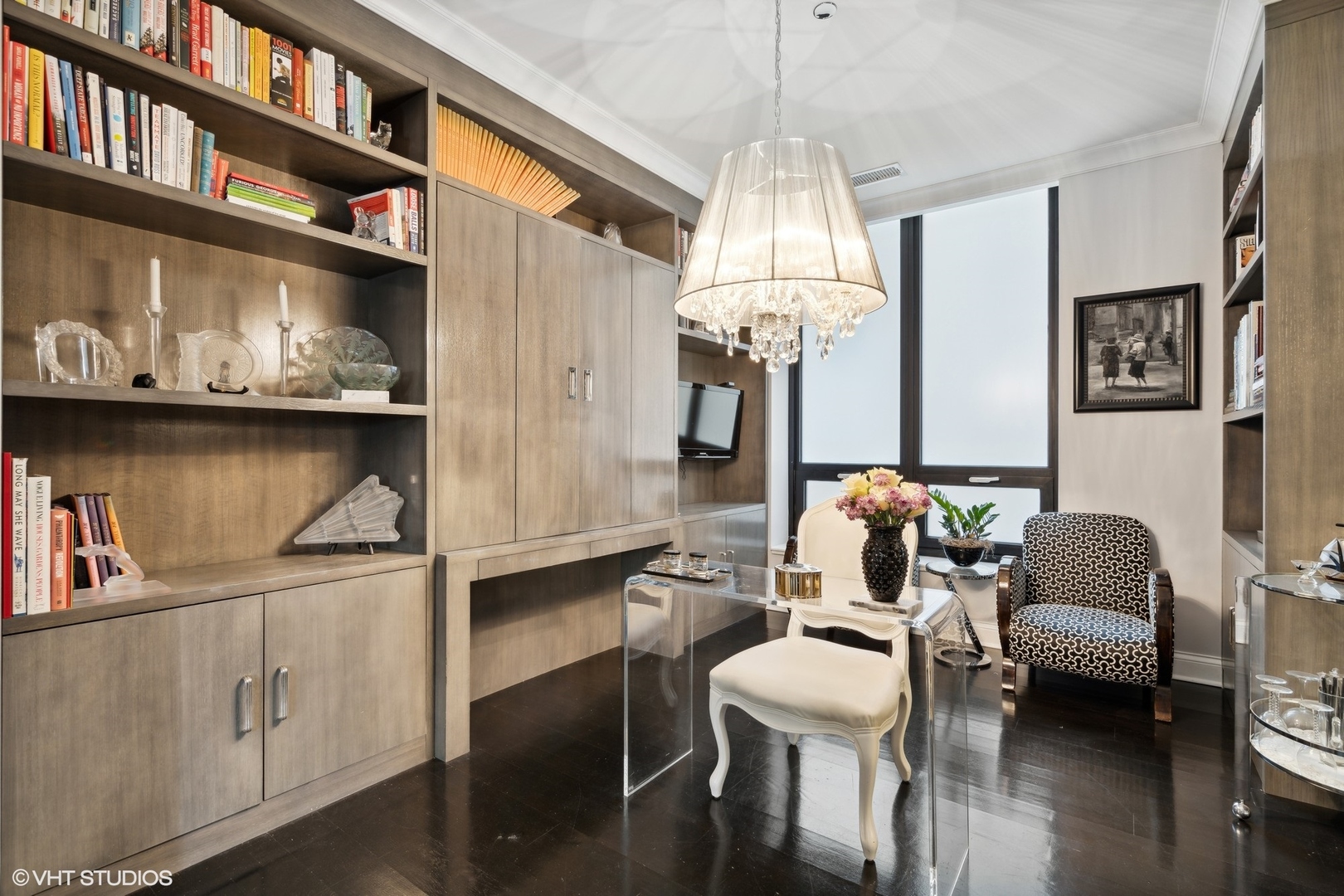 10 East Delaware Place, Unit 10B Chicago, IL 60611 - Photo 21 of 39