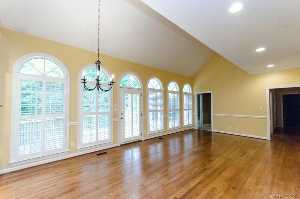 510 Lithia Inn Road Lincolnton, NC 28092 - Photo 4 of 32 Gallery Image 4