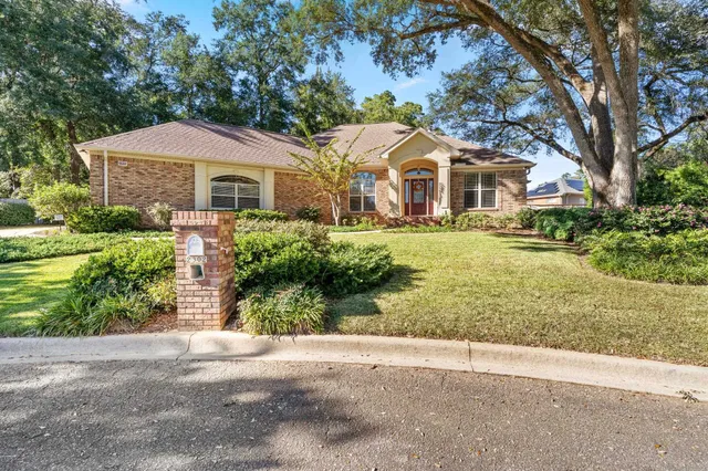 $489,000 | 2302 Canter Court, Tallahassee, FL 32308