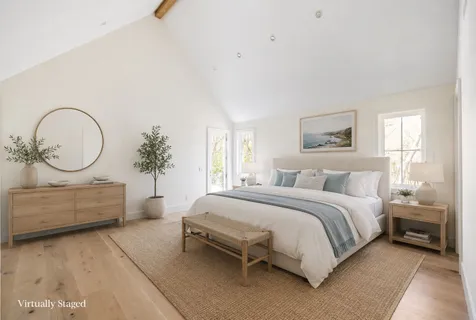 $4,995,000 | 21 Ocean Parkway, East Hampton, NY 11937