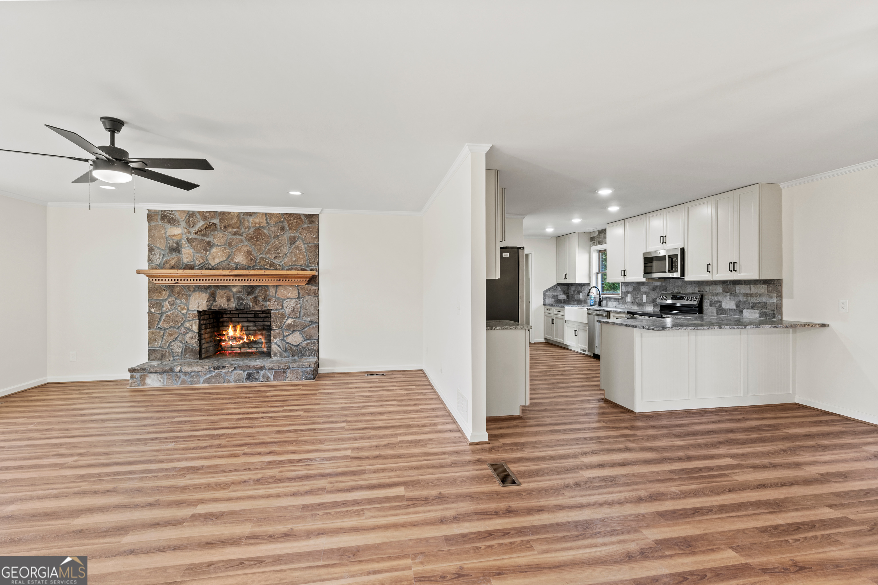 6421 Holly Springs Road Clermont, GA 30527 - Photo 15 of 58