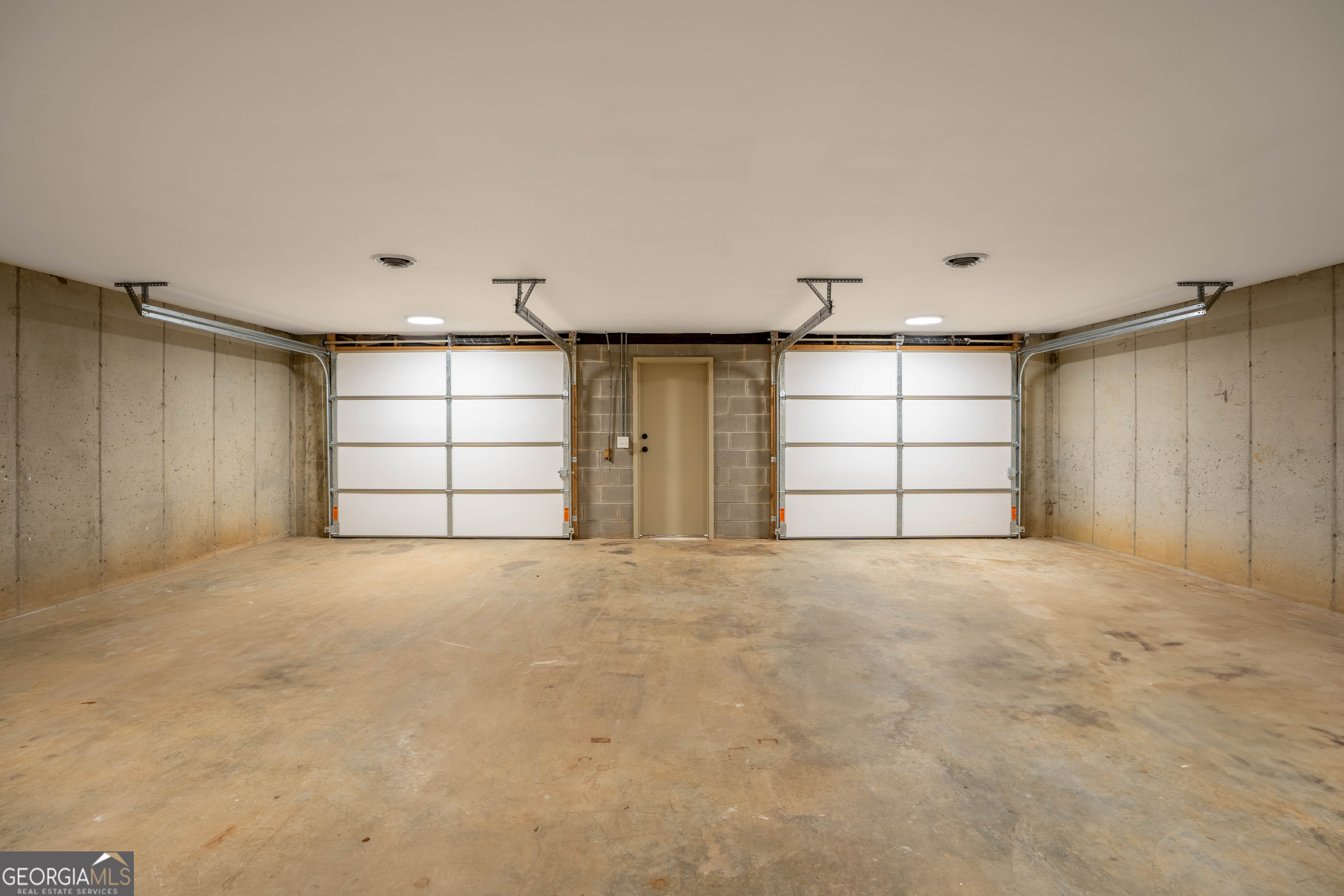 6421 Holly Springs Road Clermont, GA 30527 - Photo 47 of 58 a view of empty room